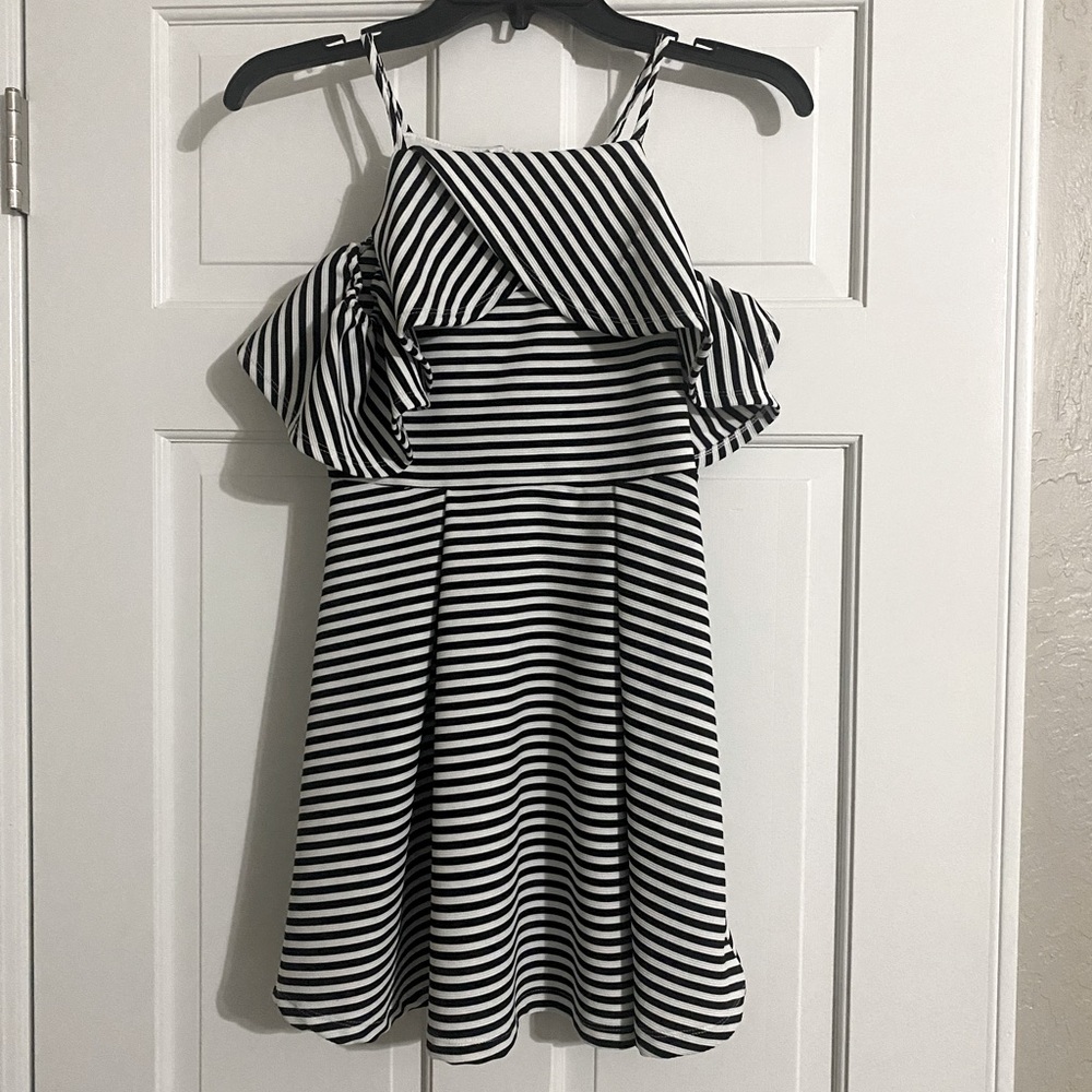 Off the should dress- Girls